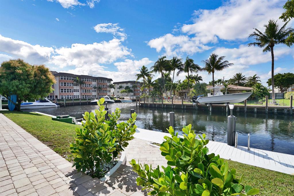 LANDINGS FIRST SEC - Residential