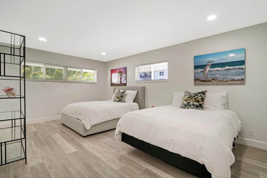 LANDINGS FIRST SEC - Residential