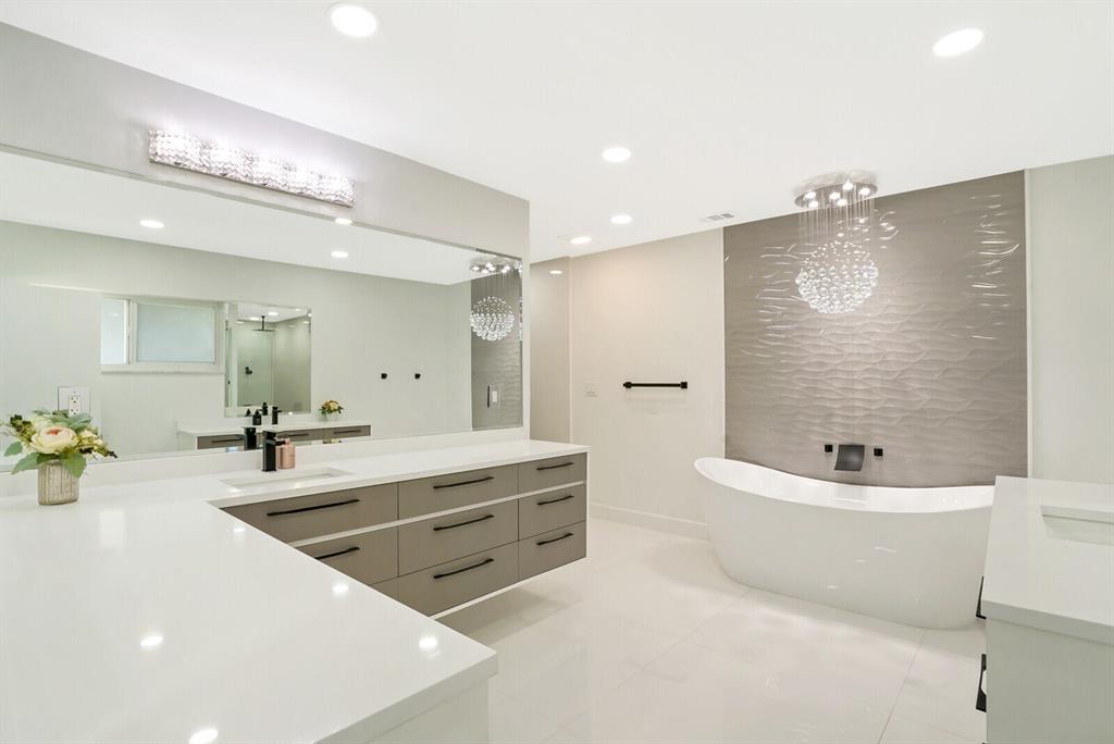 LANDINGS FIRST SEC - Residential