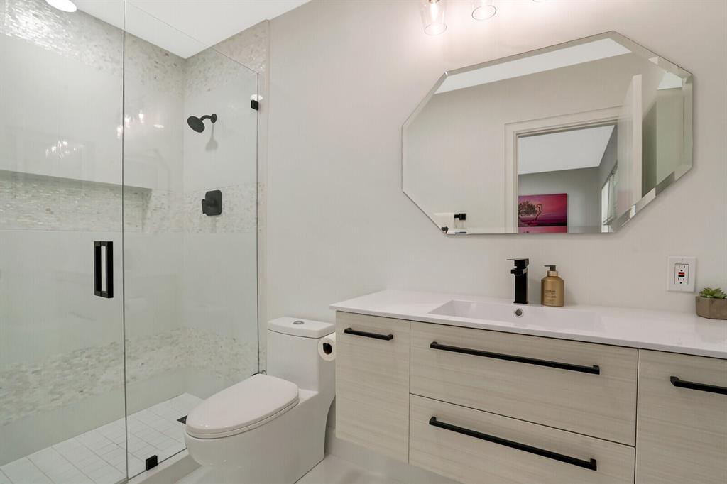 LANDINGS FIRST SEC - Residential