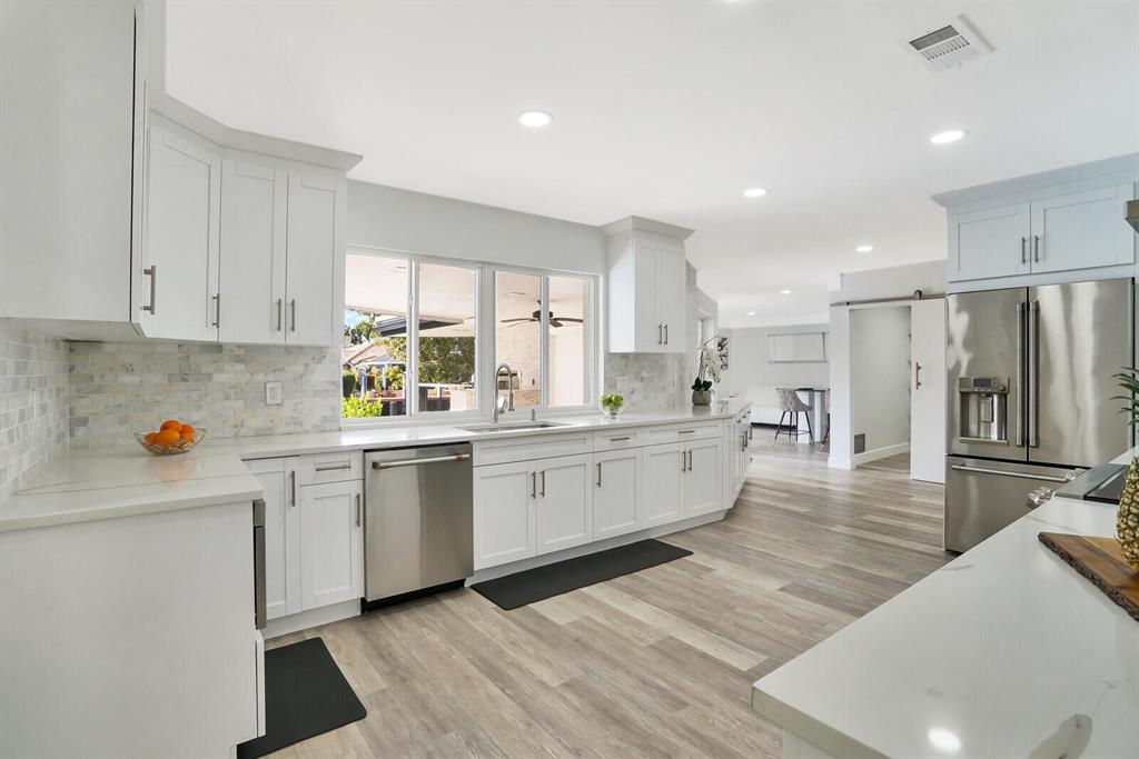 LANDINGS FIRST SEC - Residential