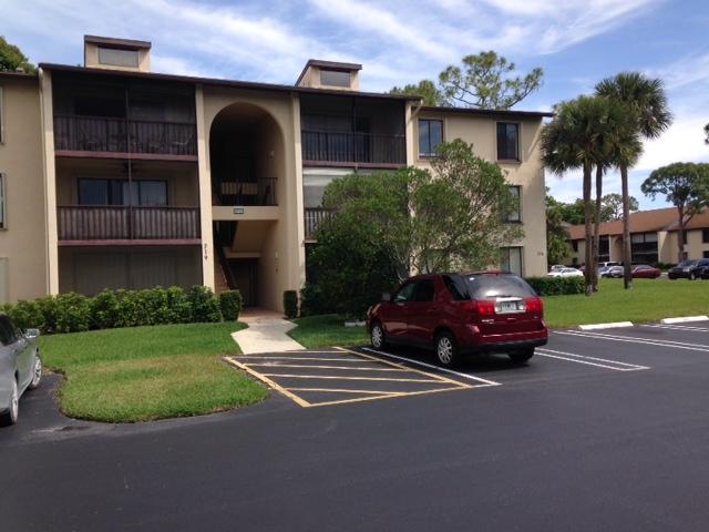 PINE RIDGE NORTH VILLAGE III  CONDO - Residential Lease