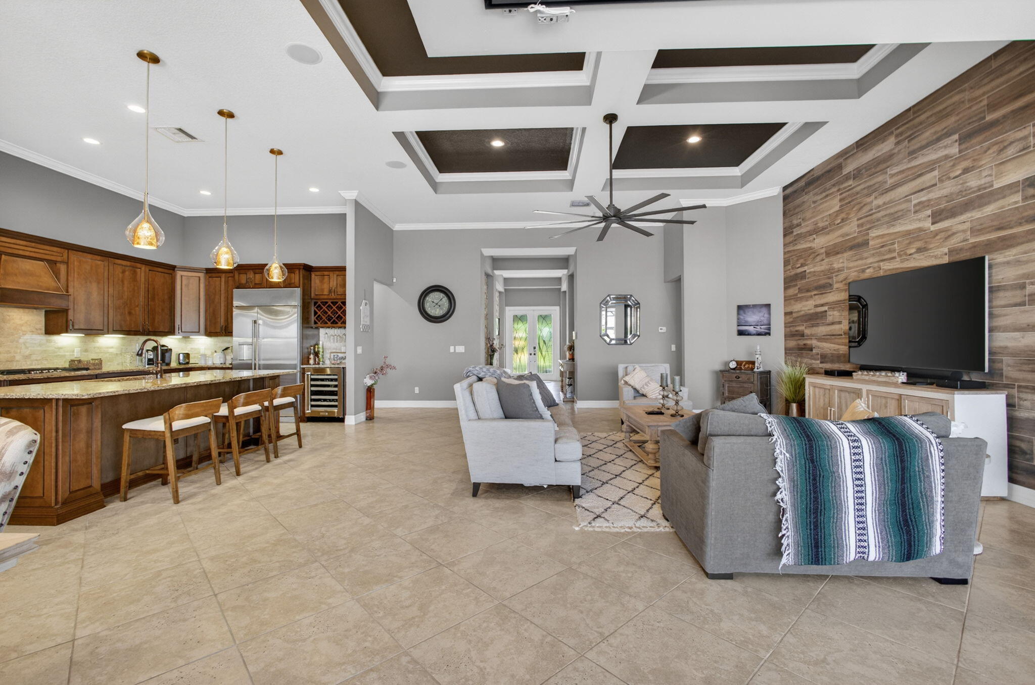 SONOMA ISLES - Residential