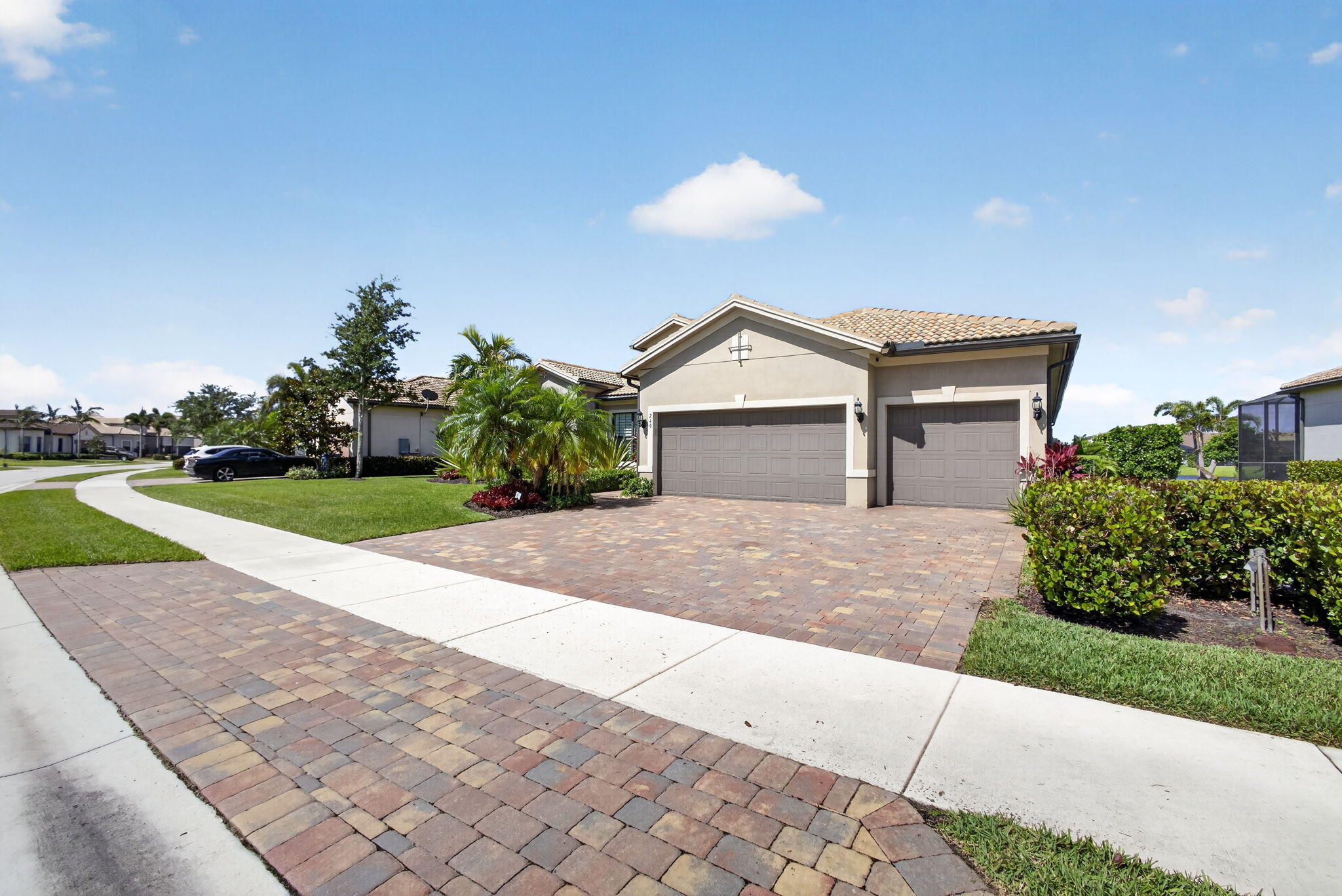 249 Sonoma Isles Circle
