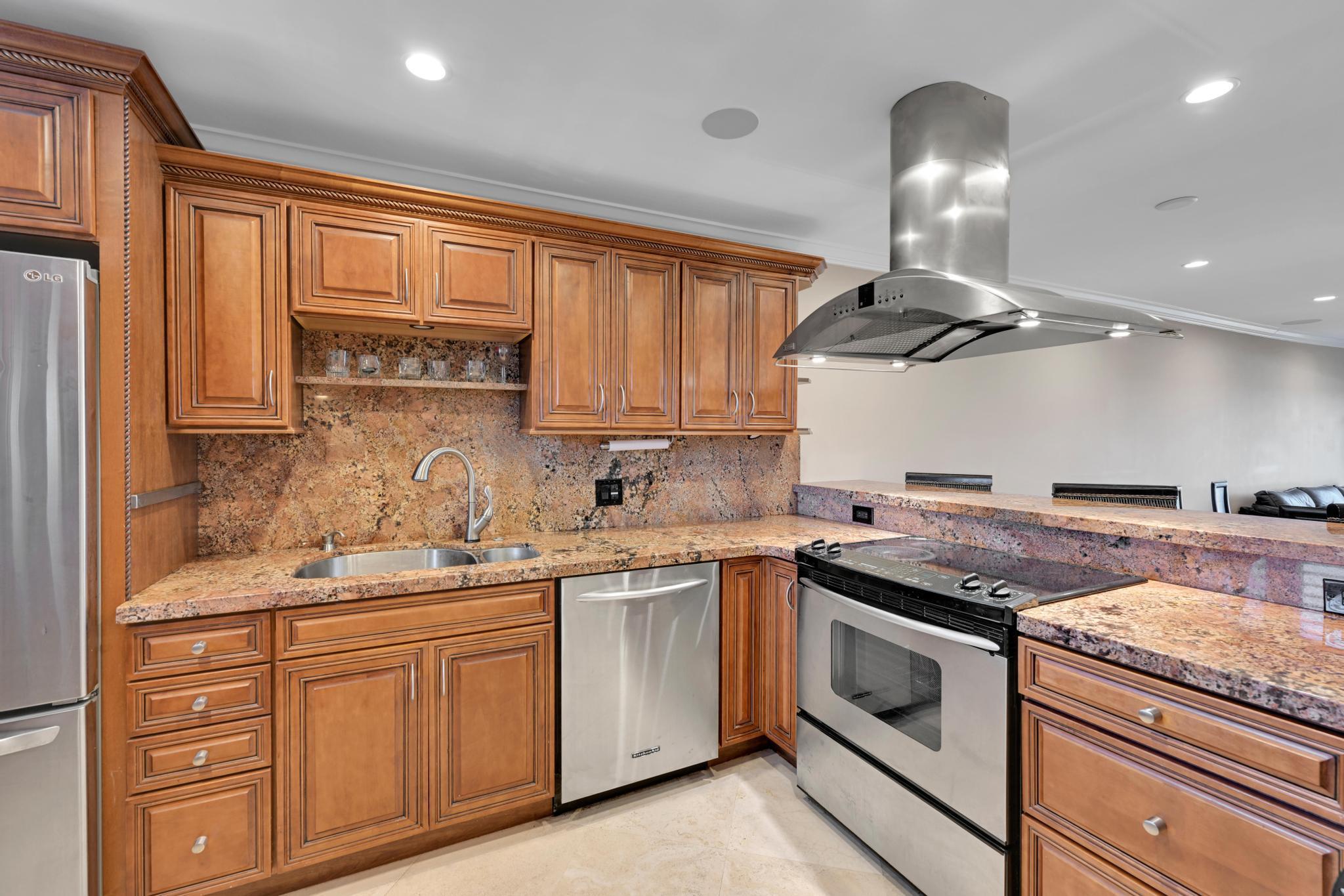 3605 S Ocean Boulevard 534