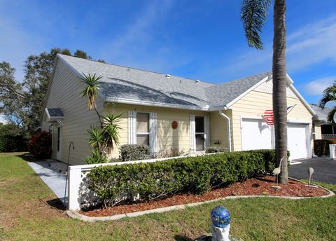 Photo of 2519 SE Tropical East Circle E, Port Saint Lucie, FL 34952 (MLS # R11150697)