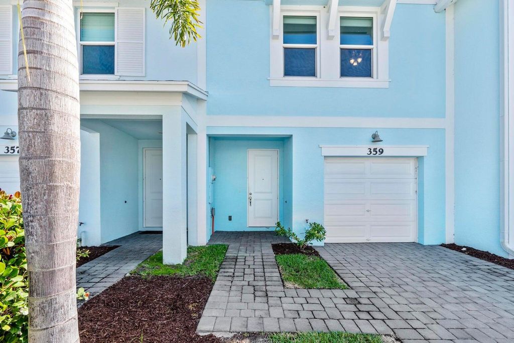 Photo of 359 SE Angler Drive, Stuart, FL 34994 (MLS # R11160504)