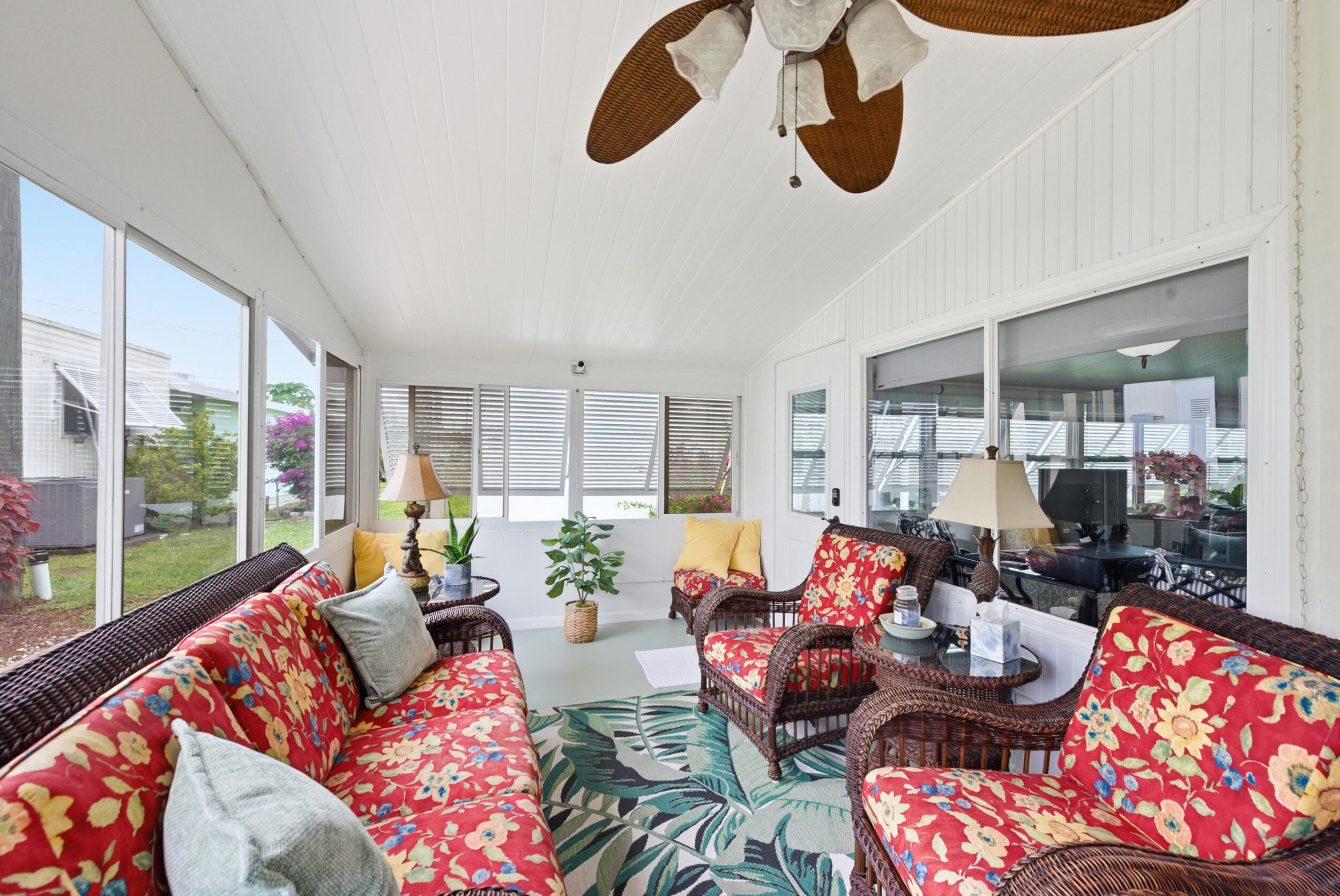 TROPICAL BREEZE ESTATES - Residential