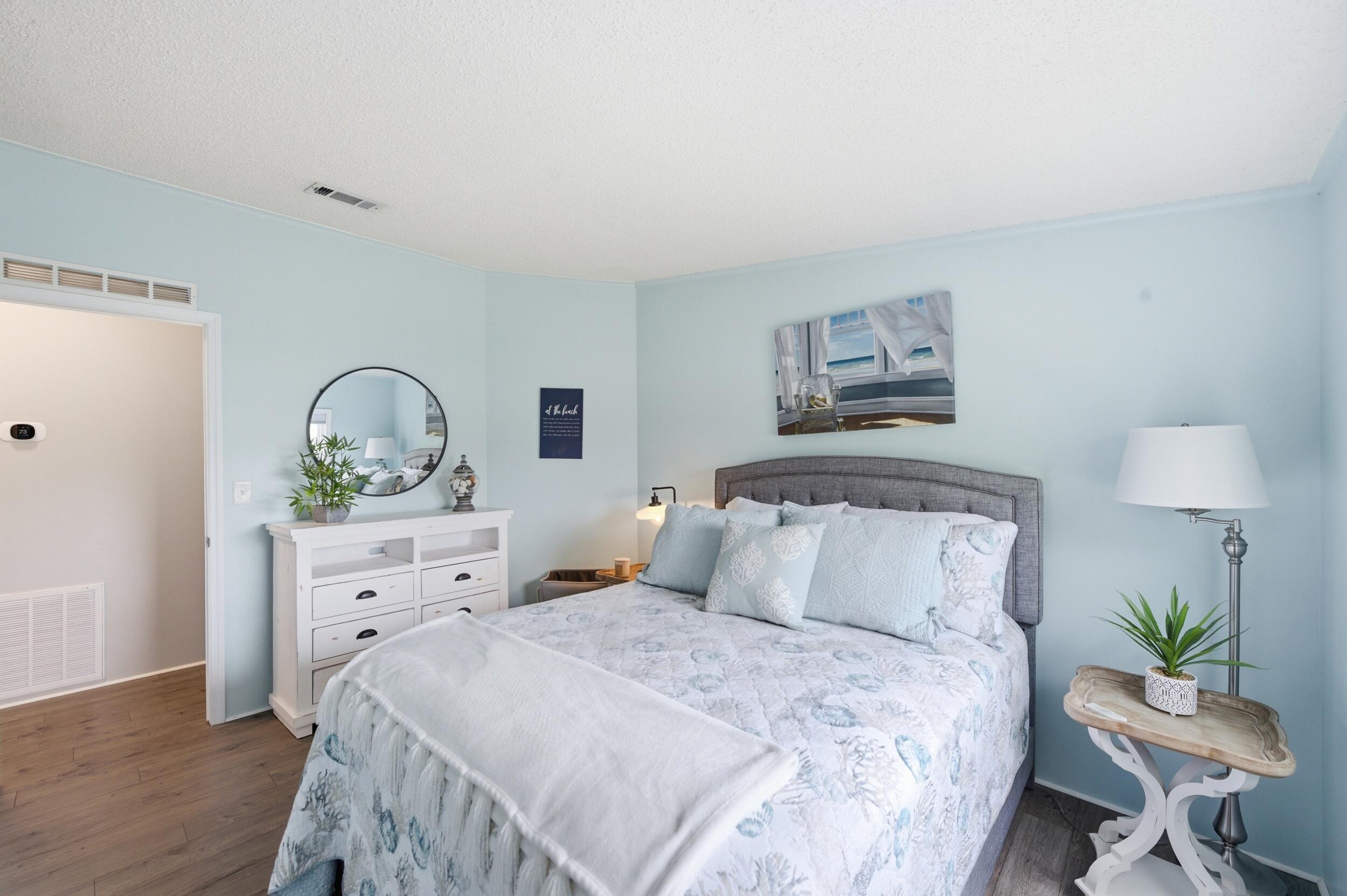 TROPICAL BREEZE ESTATES - Residential