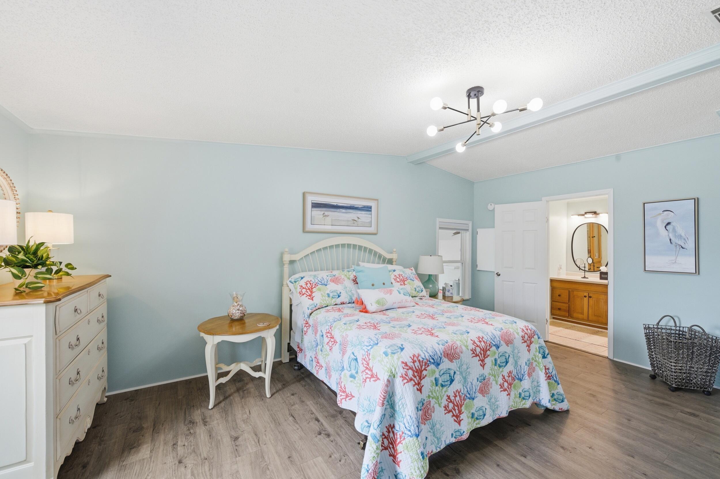 TROPICAL BREEZE ESTATES - Residential