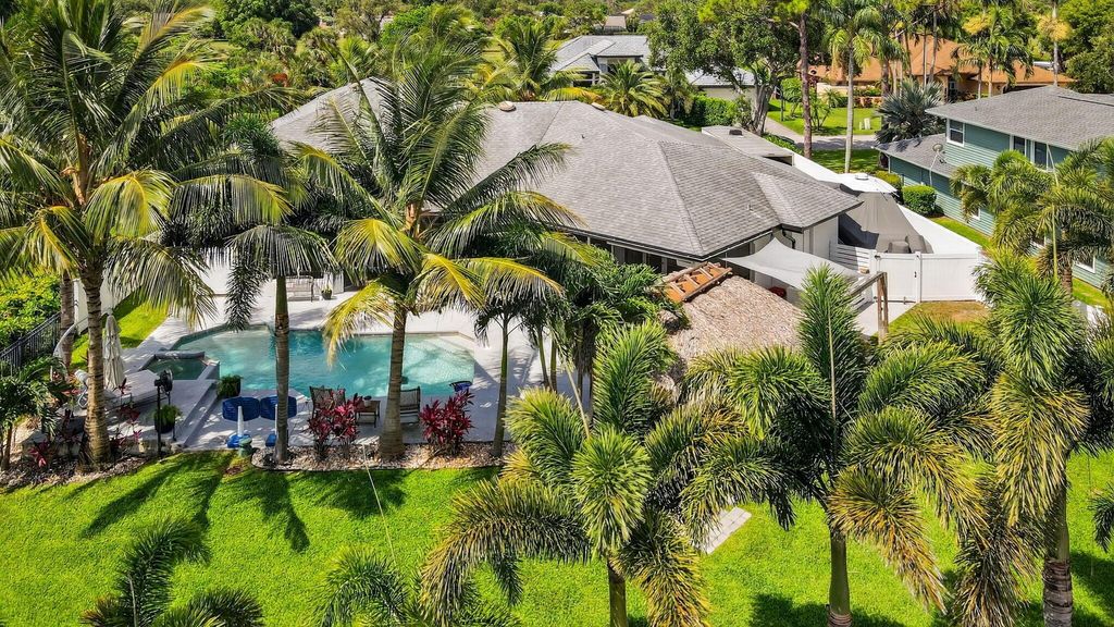 Photo of 4315 Caryota Drive, Boynton Beach, FL 33436 (MLS # R11100635)