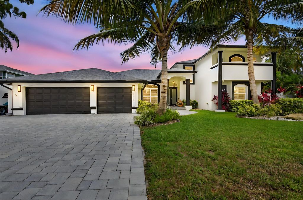 Photo of 4315 Caryota Drive, Boynton Beach, FL 33436 (MLS # R11100635)