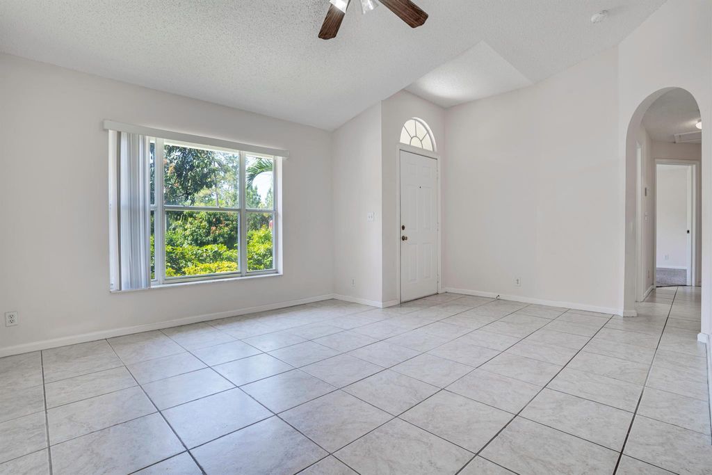 Photo of 15931 68th Court N, Loxahatchee, FL 33470 (MLS # R10977225)