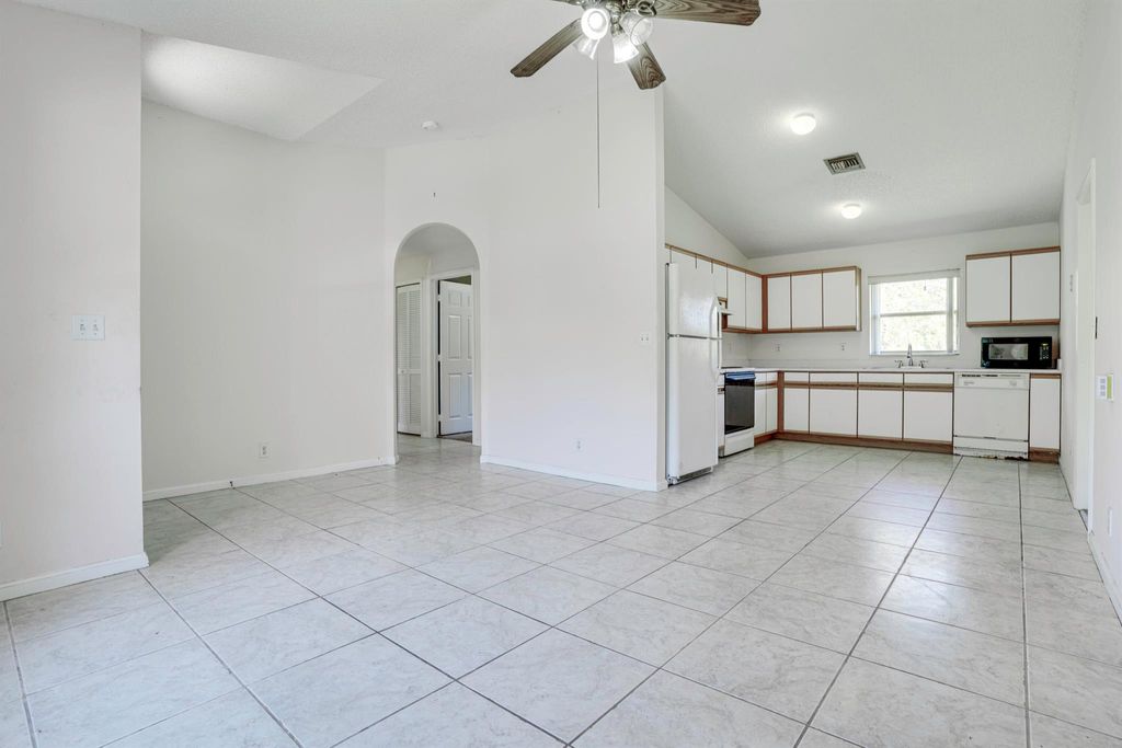 Photo of 15931 68th Court N, Loxahatchee, FL 33470 (MLS # R10977225)