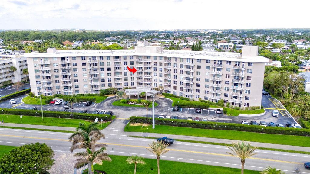 Photo of 2851 S Ocean Boulevard #5l, Boca Raton, FL 33432 (MLS # R10971553)