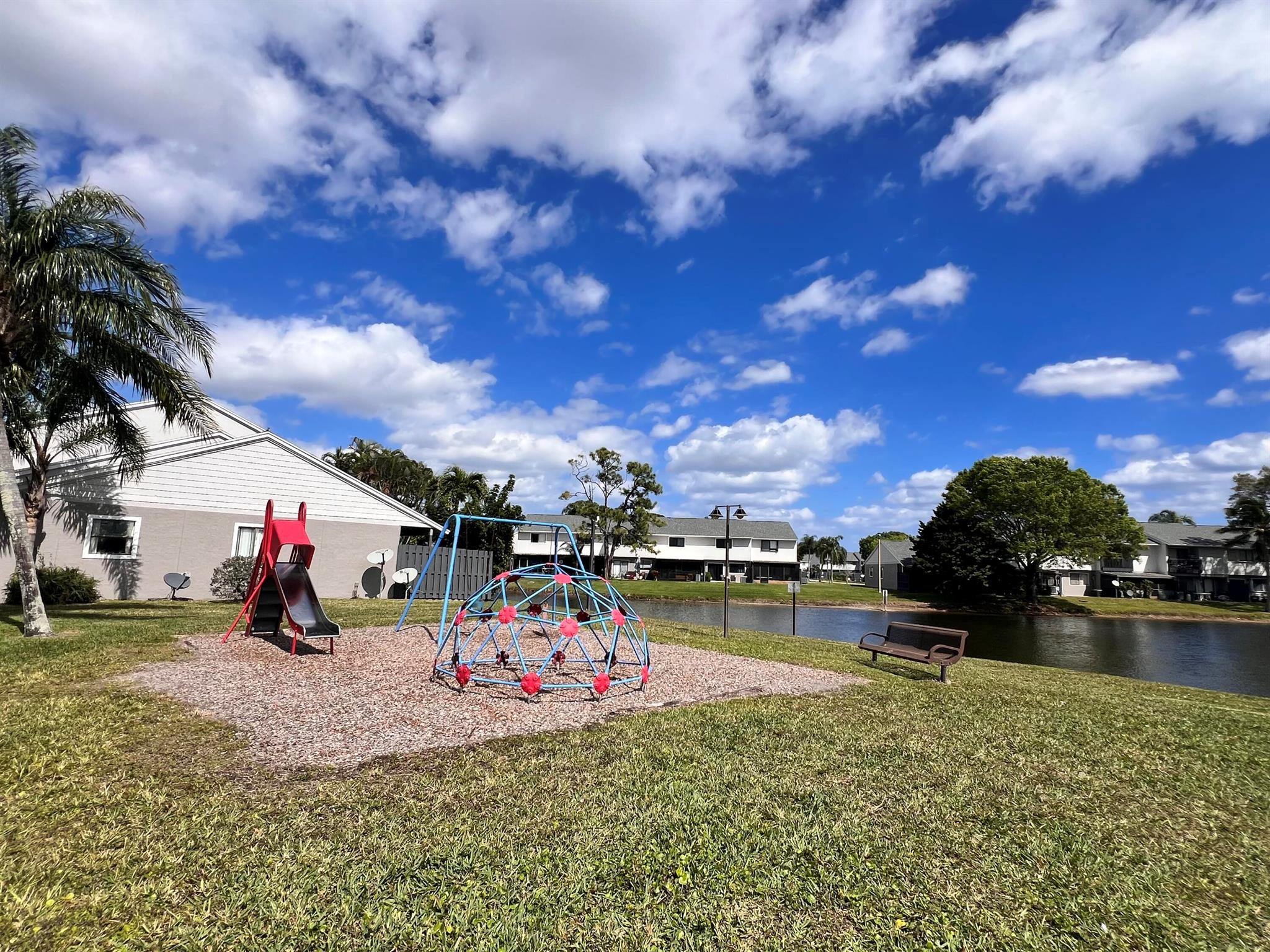 CANALAKE - Residential Lease