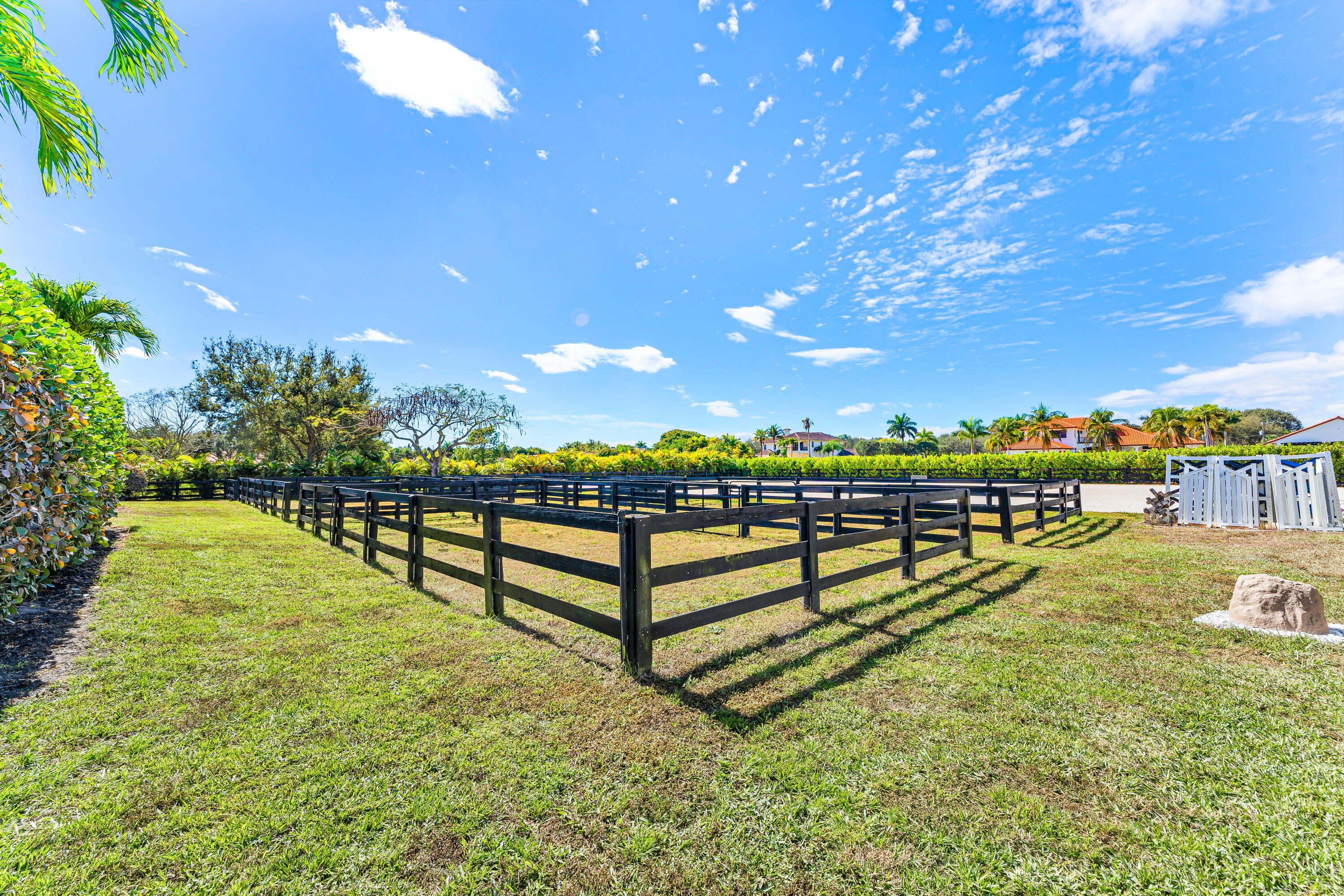 PADDOCK PARK 2 OF WELLINGTON - Land