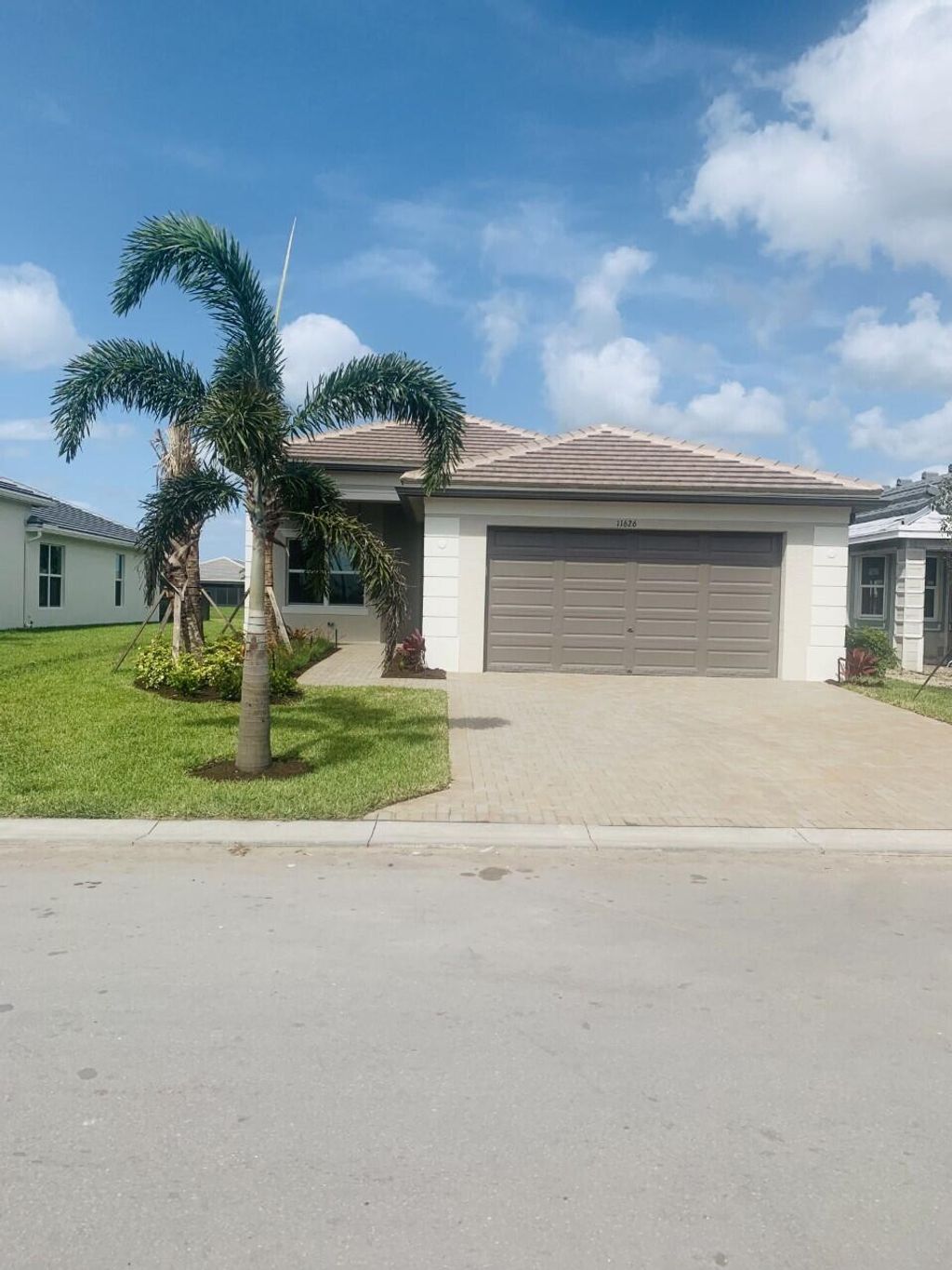 Photo of 11626 SW Moon River Way Way, Port St Lucie, FL 34987 (MLS # R10798625)