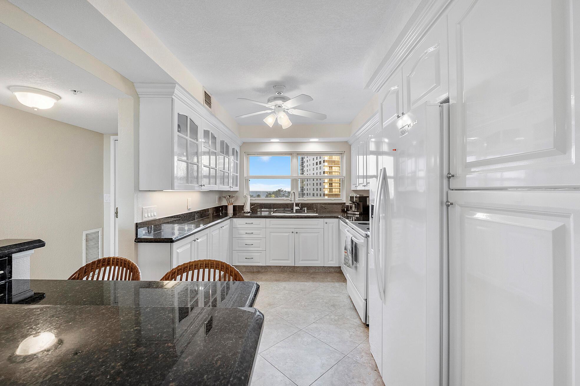 SEAGATE OF HIGHLAND CONDO - Residential Lease