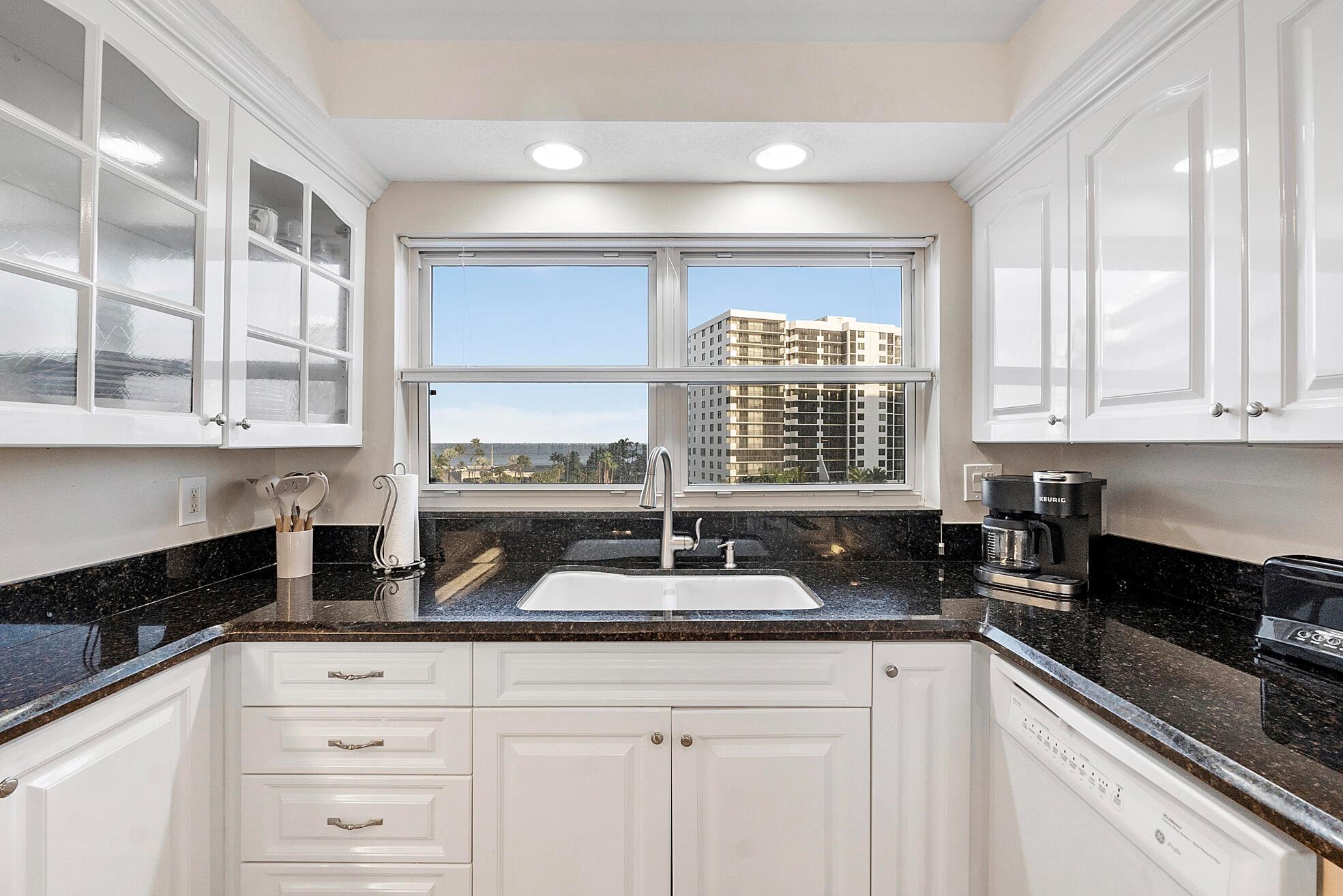 SEAGATE OF HIGHLAND CONDO - Residential Lease