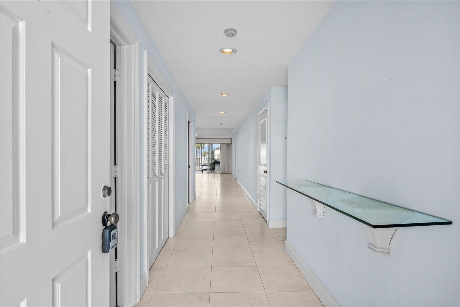 """POINTES #2 CONDO, THE""" - Residential