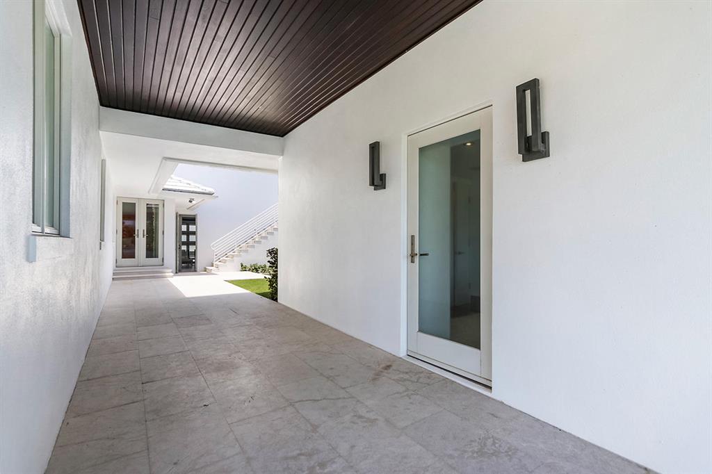 POINT MANALAPAN 1 - Residential