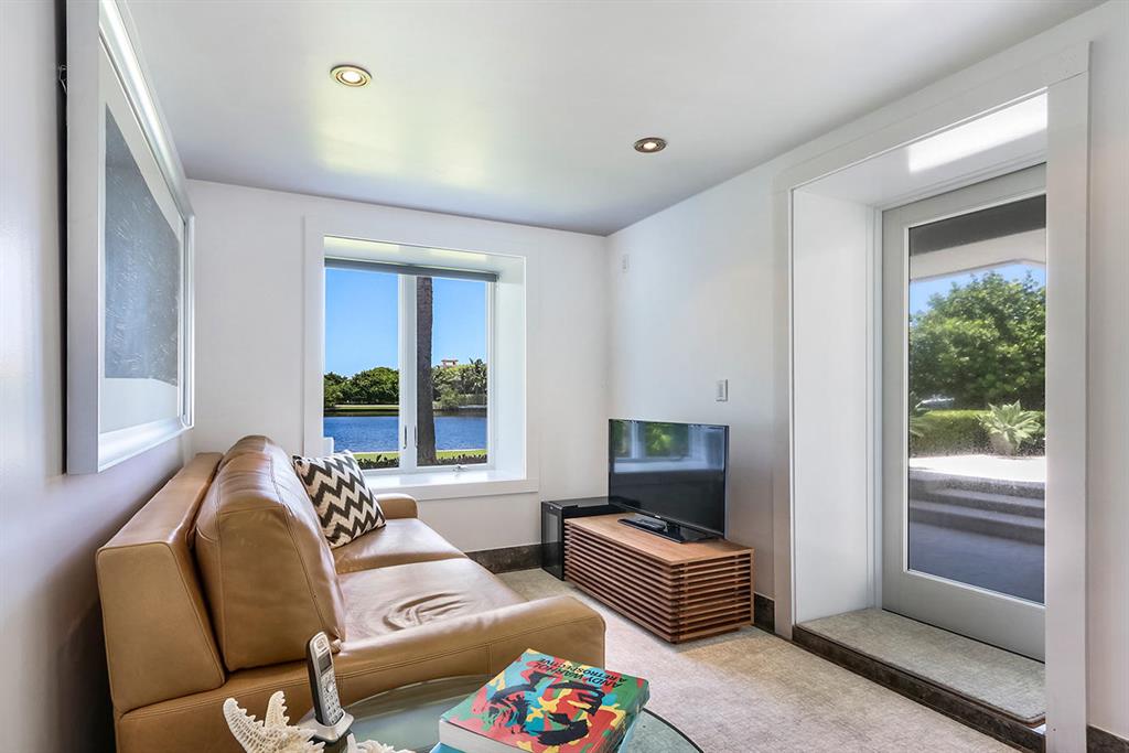 POINT MANALAPAN 1 - Residential