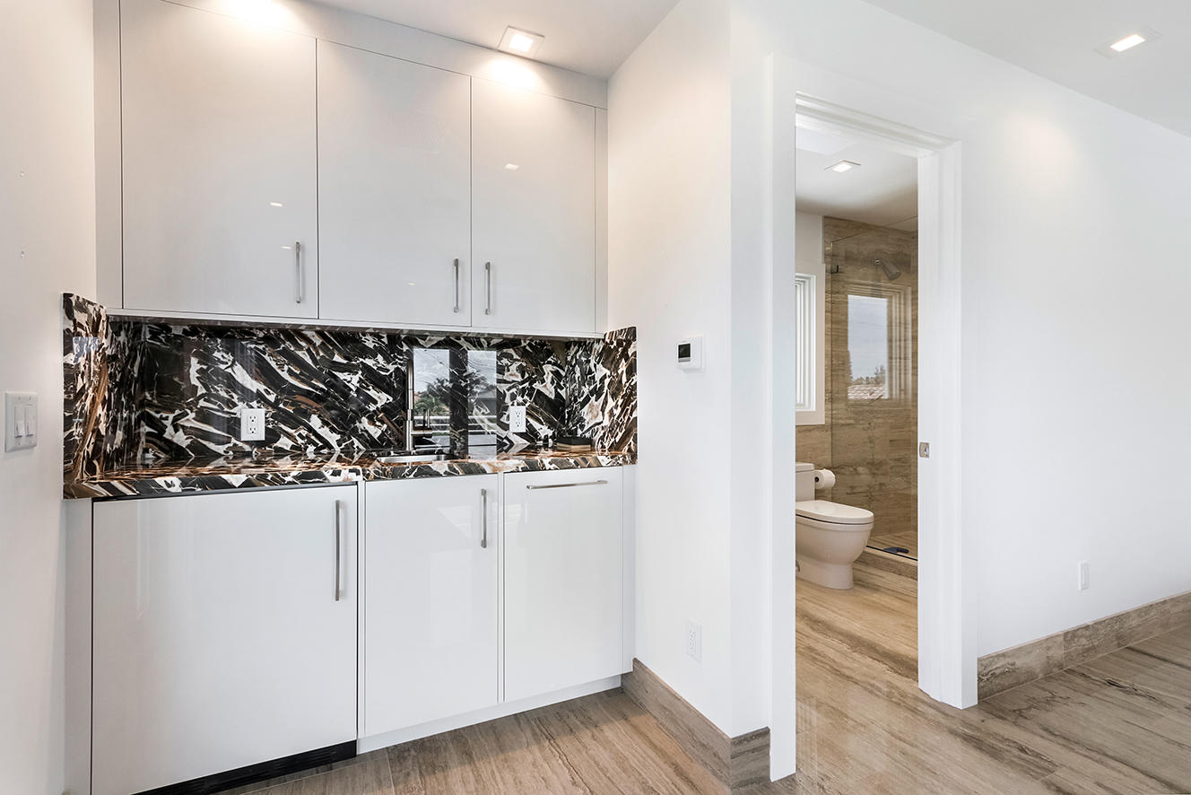 POINT MANALAPAN 1 - Residential