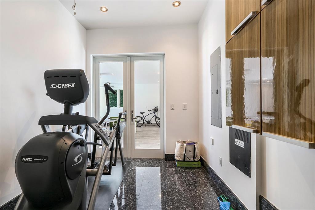 POINT MANALAPAN 1 - Residential