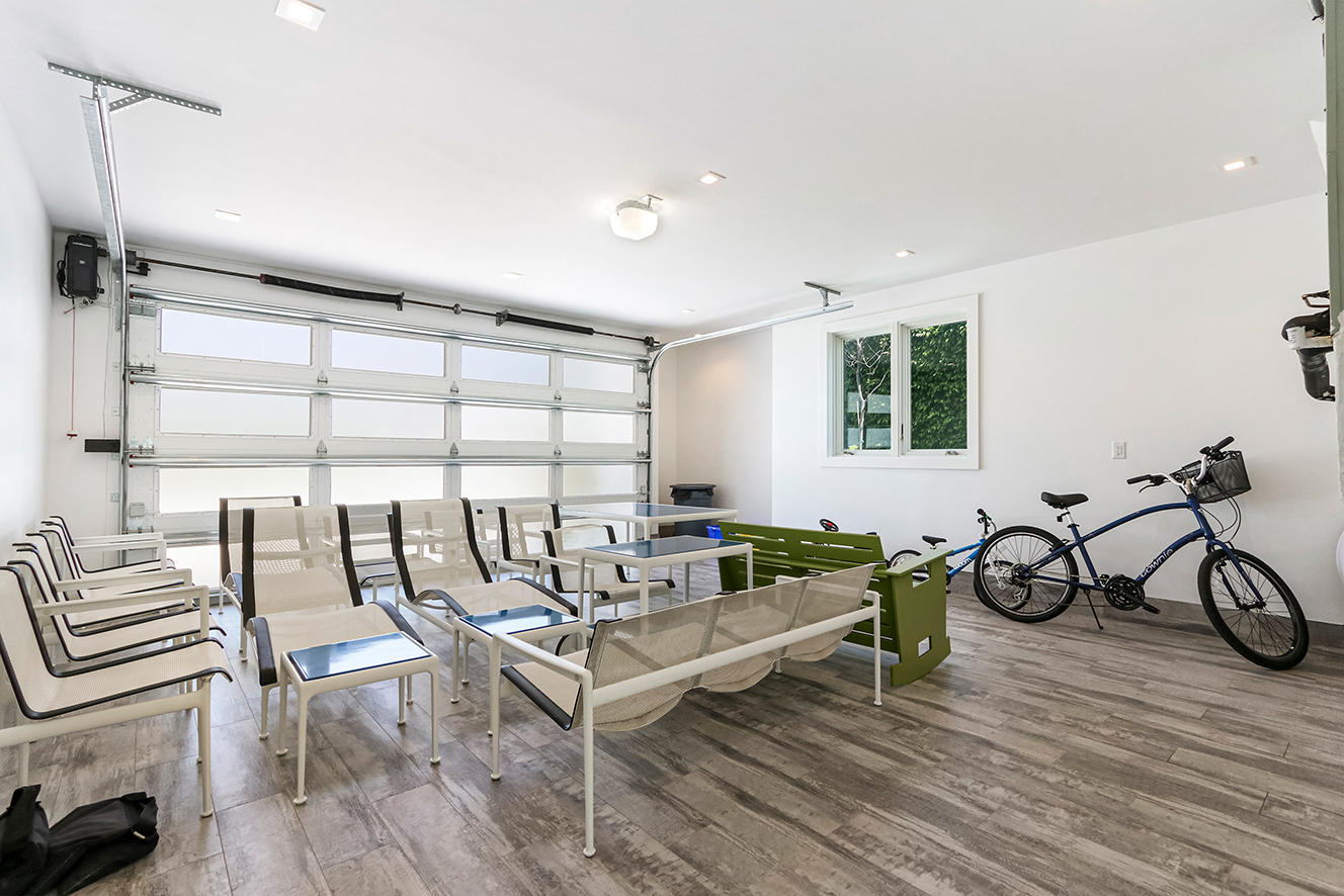 POINT MANALAPAN 1 - Residential