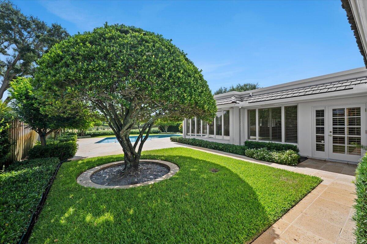 1000 Country Club Drive