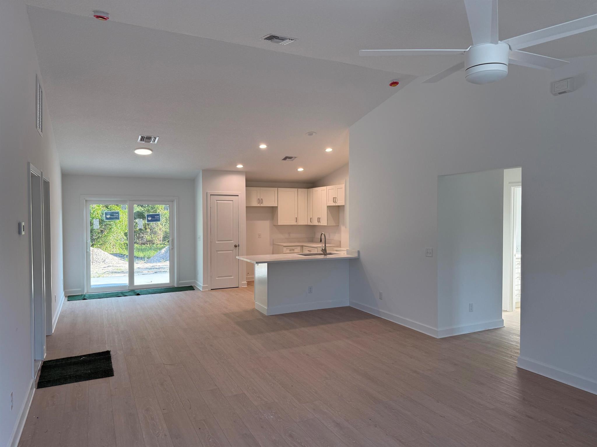 VERO BEACH HIGHLANDS UNIT - Residential