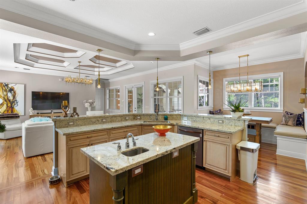 PL 20 CITY OF ATLANTIS - Residential