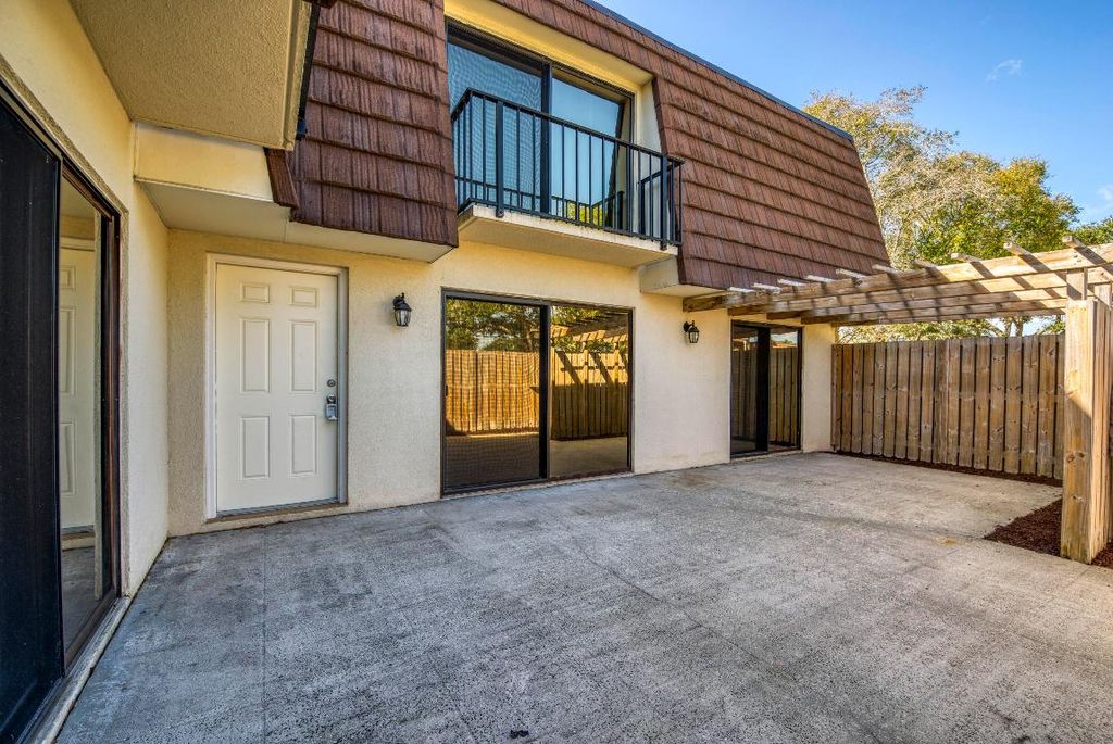 Photo of 1607 16th Lane, Palm Beach Gardens, FL 33418 (MLS # R11157422)