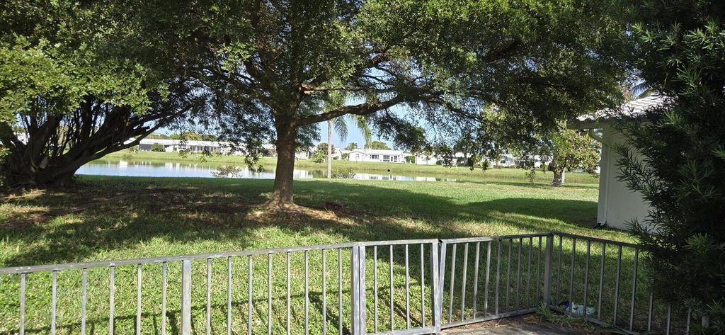 Photo of 1915 SW 18th Street, Boynton Beach, FL 33426 (MLS # R11048733)