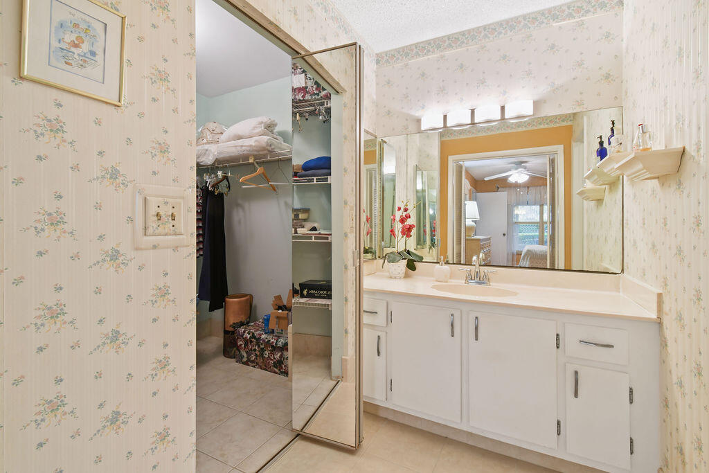 LUCERNE HOMES EAST 4 - Residential