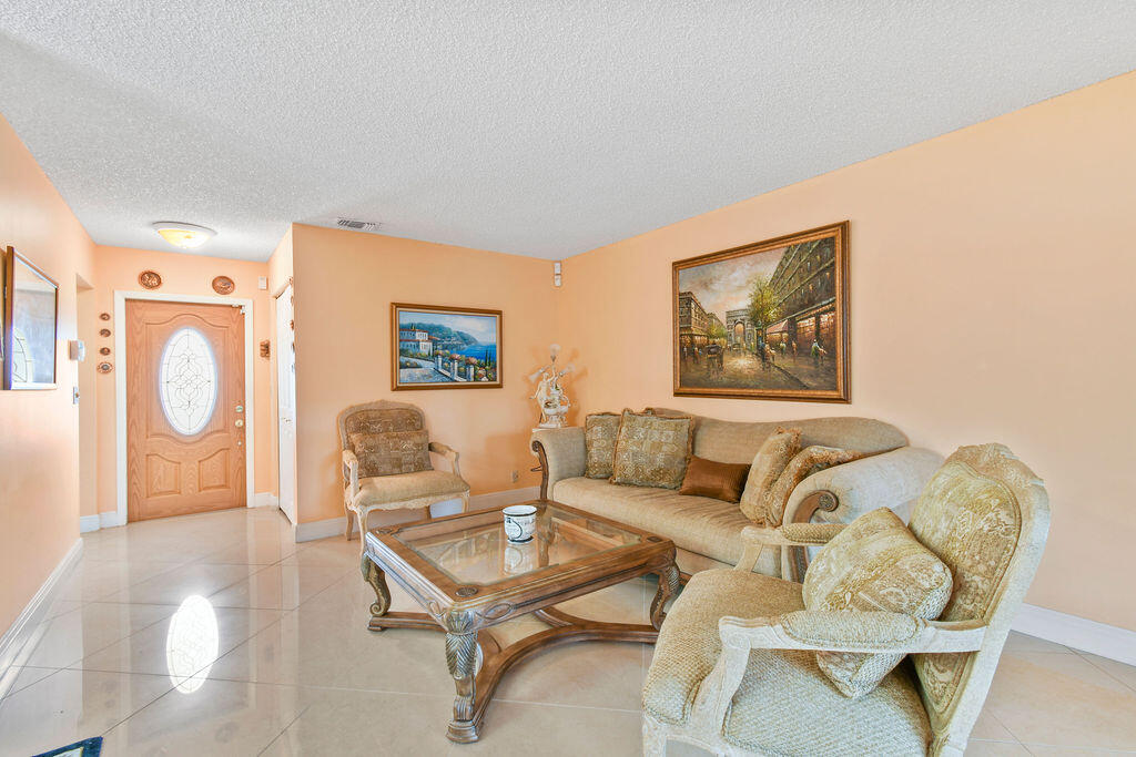 LUCERNE HOMES EAST 4 - Residential