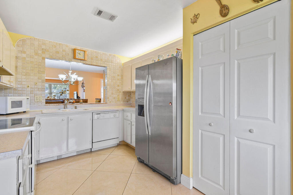 LUCERNE HOMES EAST 4 - Residential