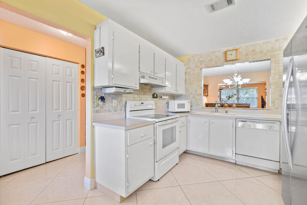 LUCERNE HOMES EAST 4 - Residential