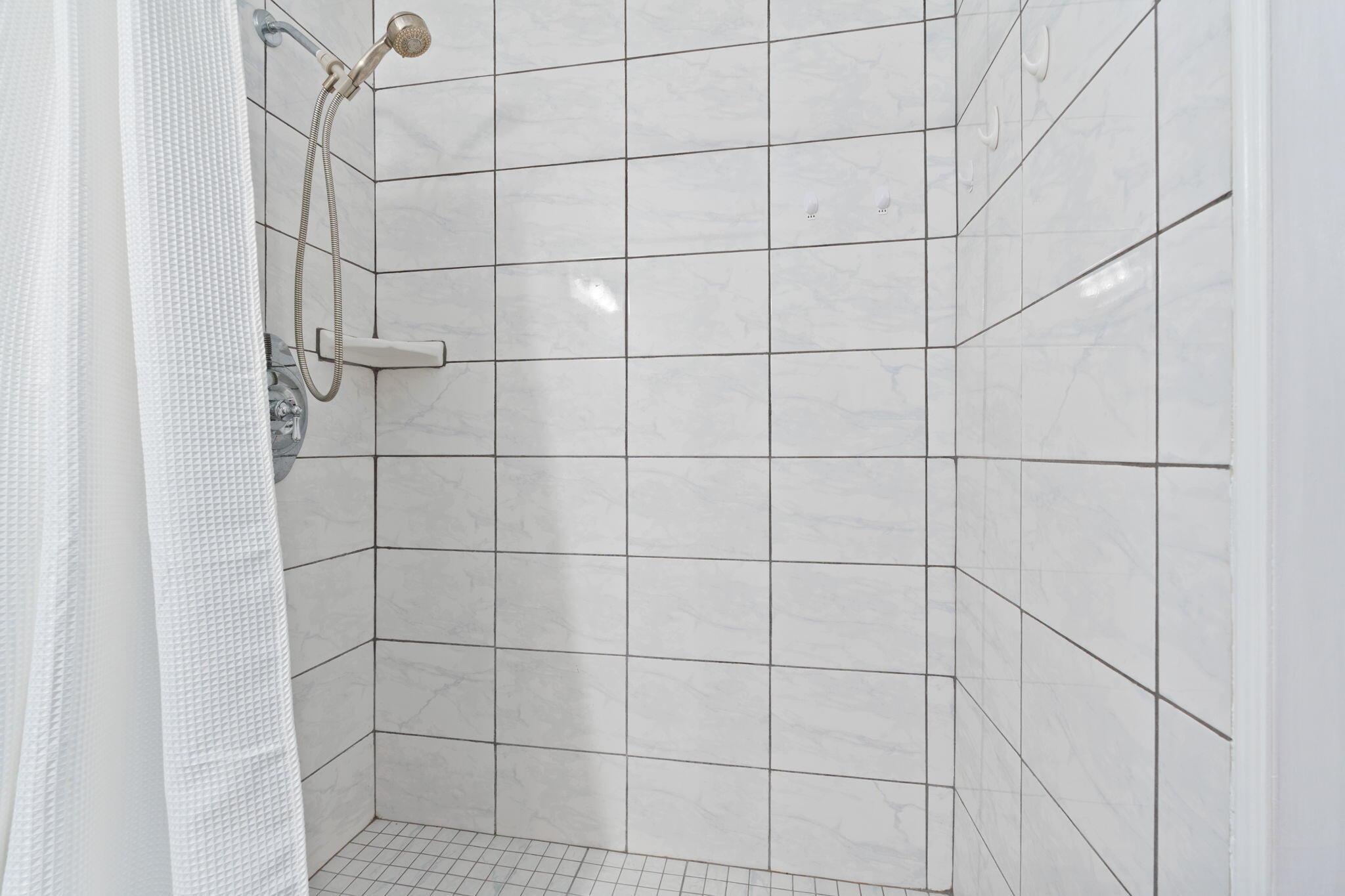 CEDAR POINTE CONDO - Residential