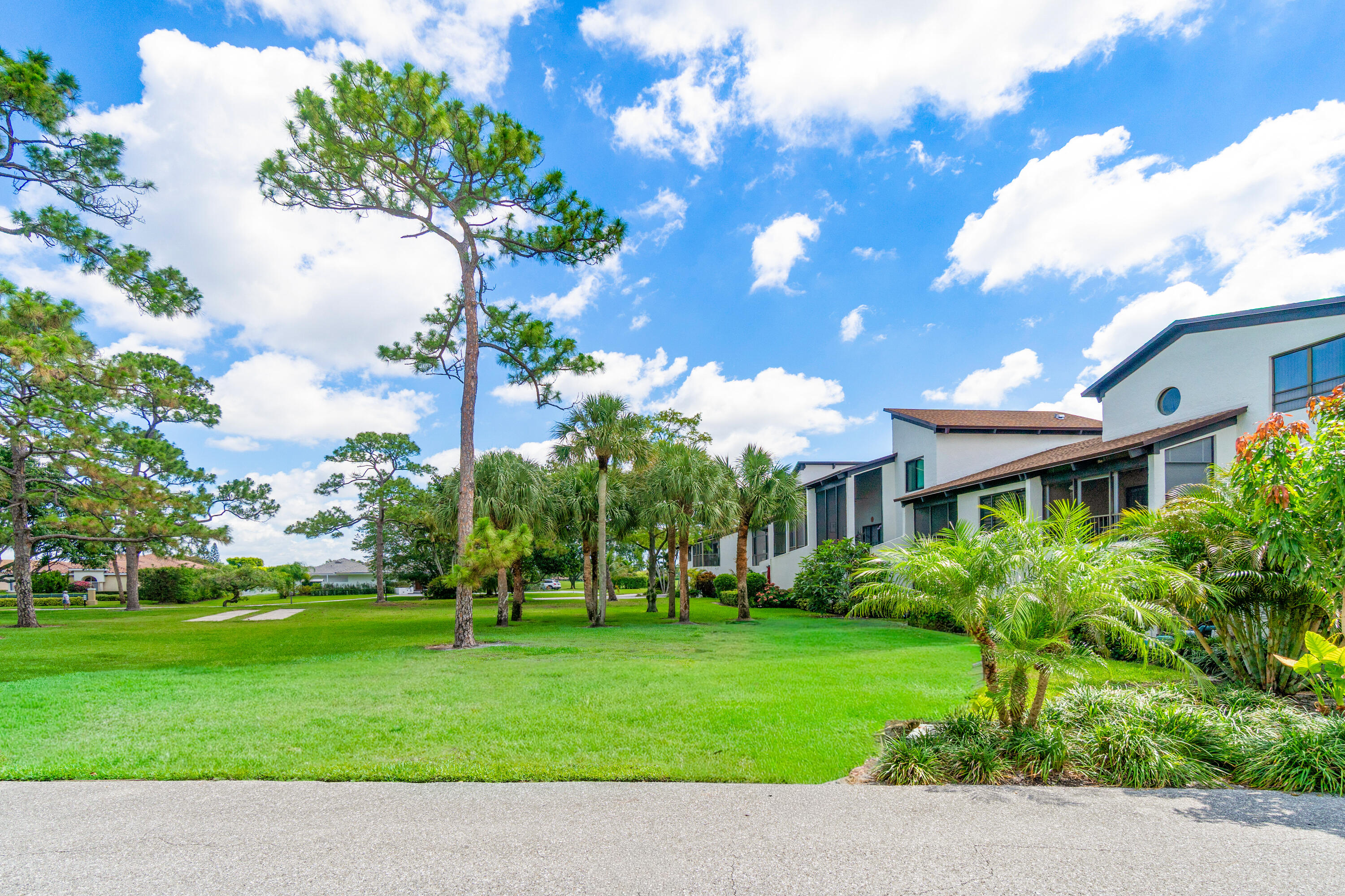 SEAGATE GOLF AT THE HAMLET - Residential