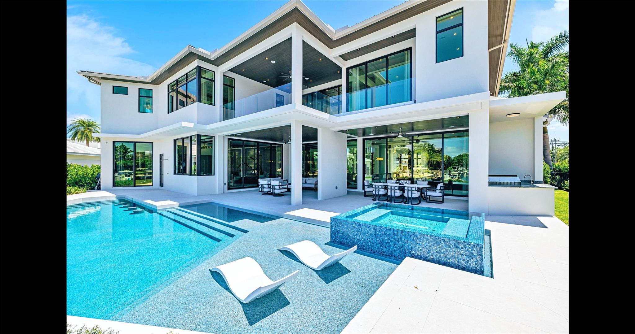 Isla Bahia 47-27 B - Residential