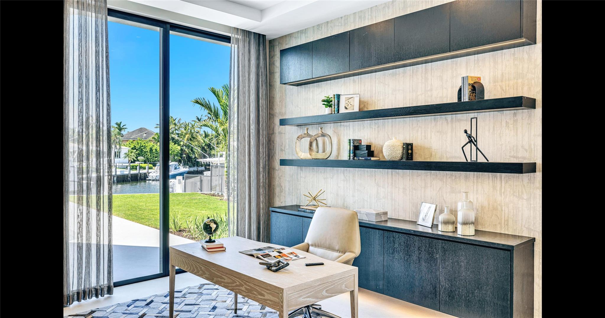 Isla Bahia 47-27 B - Residential