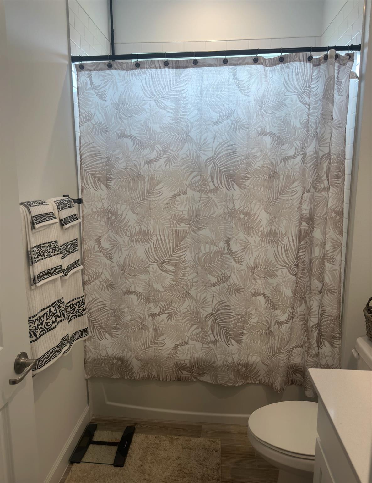 CADENCE PHASE II - Residential Lease