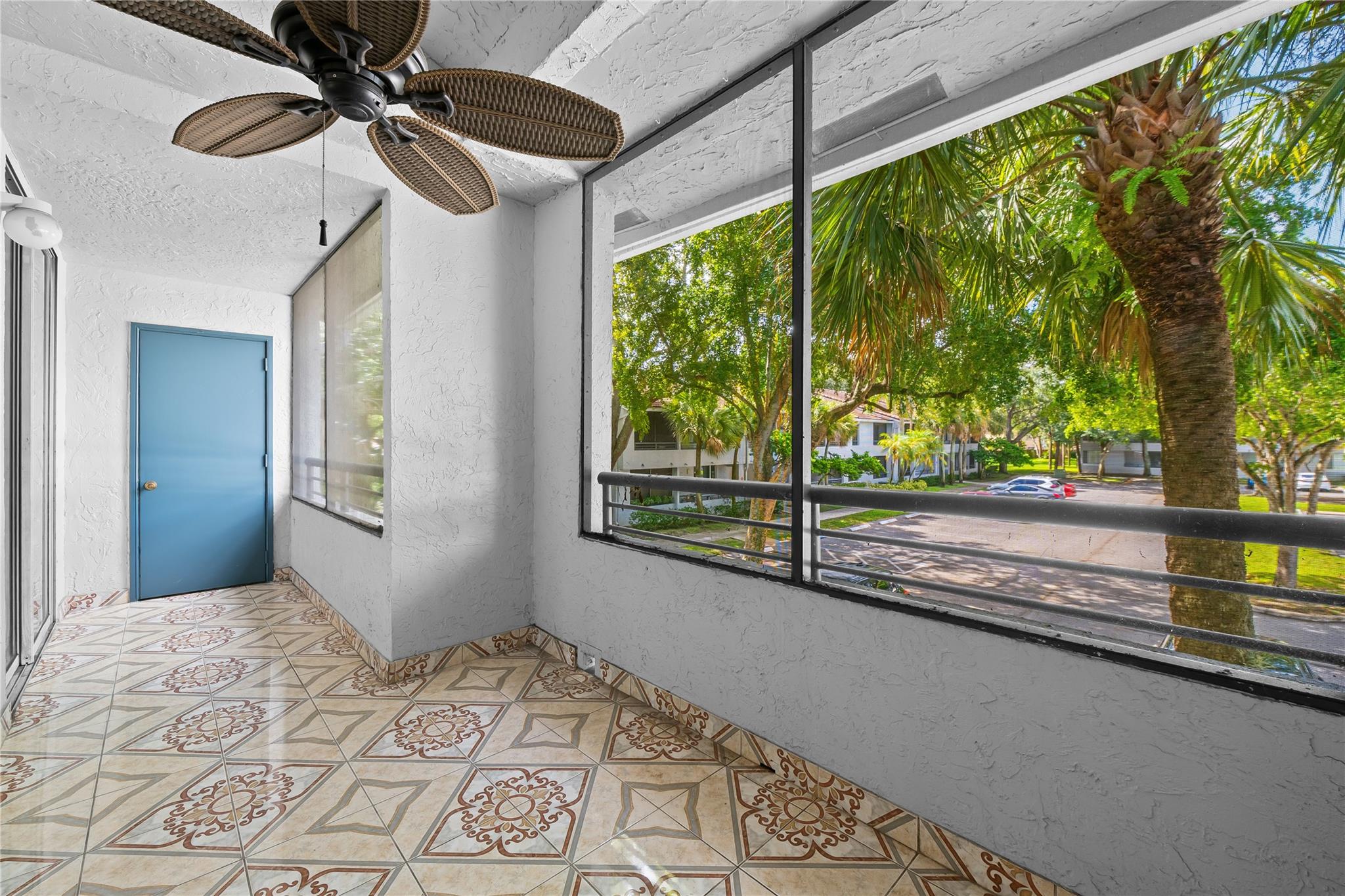 Coco Parc Condo - Residential Lease