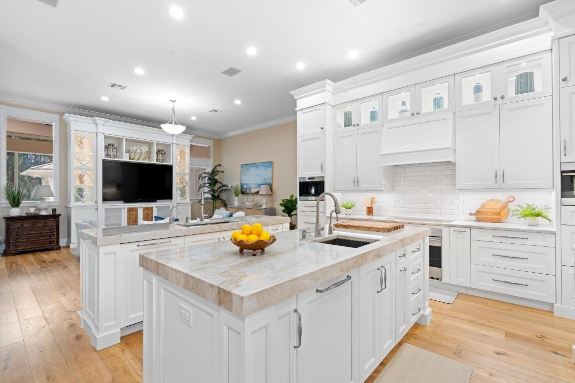 10196 Avenida Del Rio