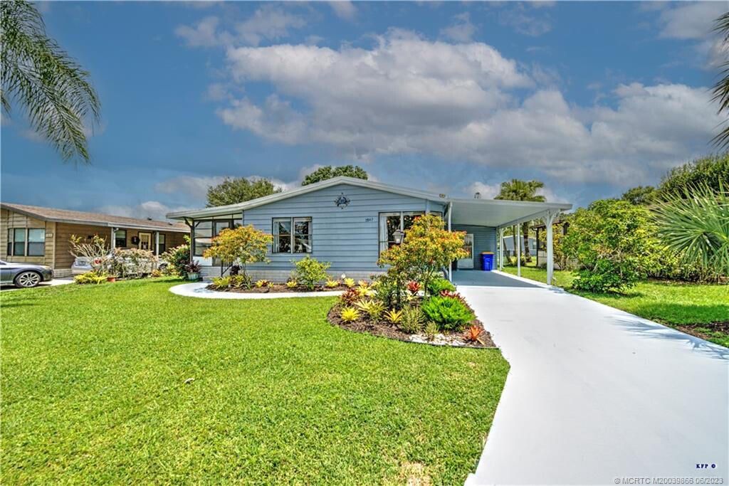 Photo of 2842 SW Toronado Trail, Stuart, FL 34997 (MLS # R10986323)