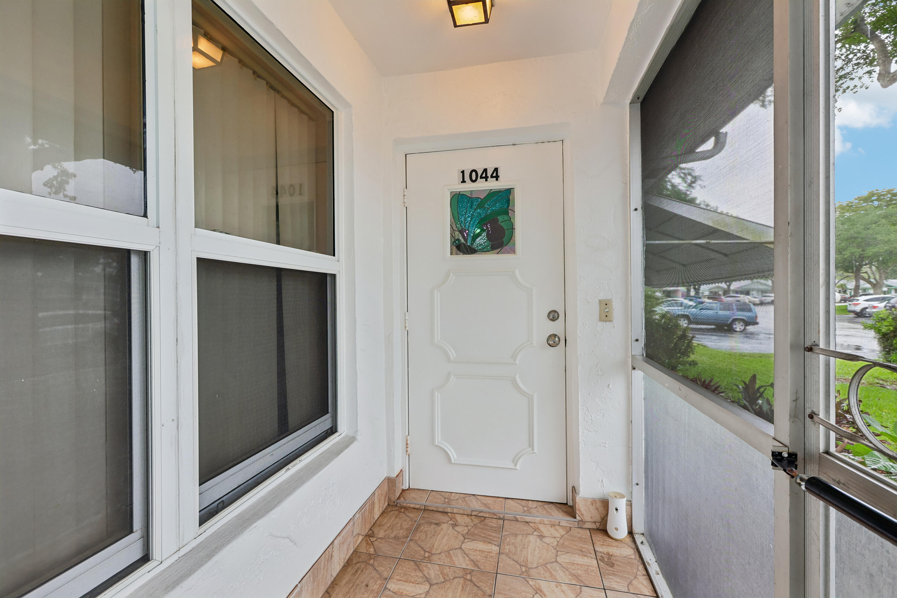 LAUDERDALE WEST CONDO NO VI - Residential