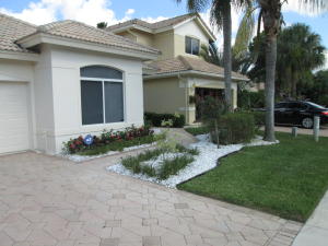 HAMMOCK POINT OF BOCA LAGO - Residential