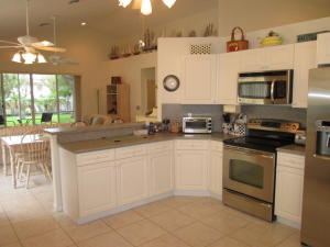 HAMMOCK POINT OF BOCA LAGO - Residential